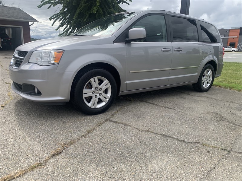 Fredericton Automotives for Sale 2017 Dodge  Grand Caravan