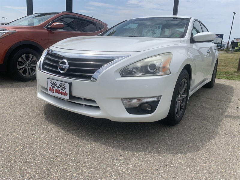 Fredericton Automotives for Sale 2014 Nissan Altima