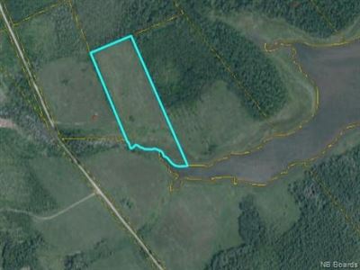 l’immobilier à vendre for 7.41 acres off Russell Rd
