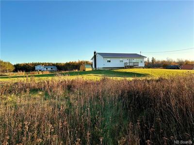 Miramichi's Real Estate Listings for 182 Escuminac Point Rd