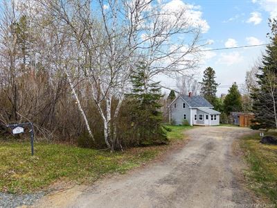 Miramichi's Real Estate Listings for 22 Islandview Drive, Miramichi