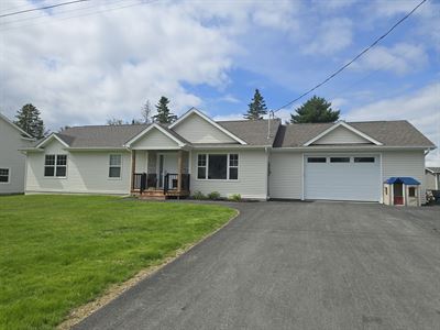 Miramichi's Real Estate Listings for 207 Carroll Street